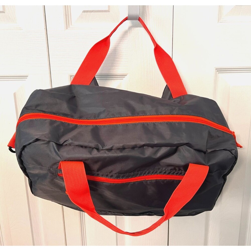 Firefly Outdoor Gear Kids Duffle Overnight Bag Aspen the Wolf Camping Sleepover - Picture 4 of 7
